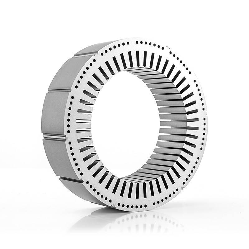 Nový stator motora energetického pohonu a jadro rotora